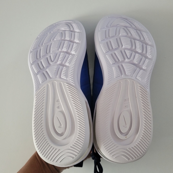 Nike Air Max Axis Midnight Navy Running shoes NWOT box. - Picture 6 of 10